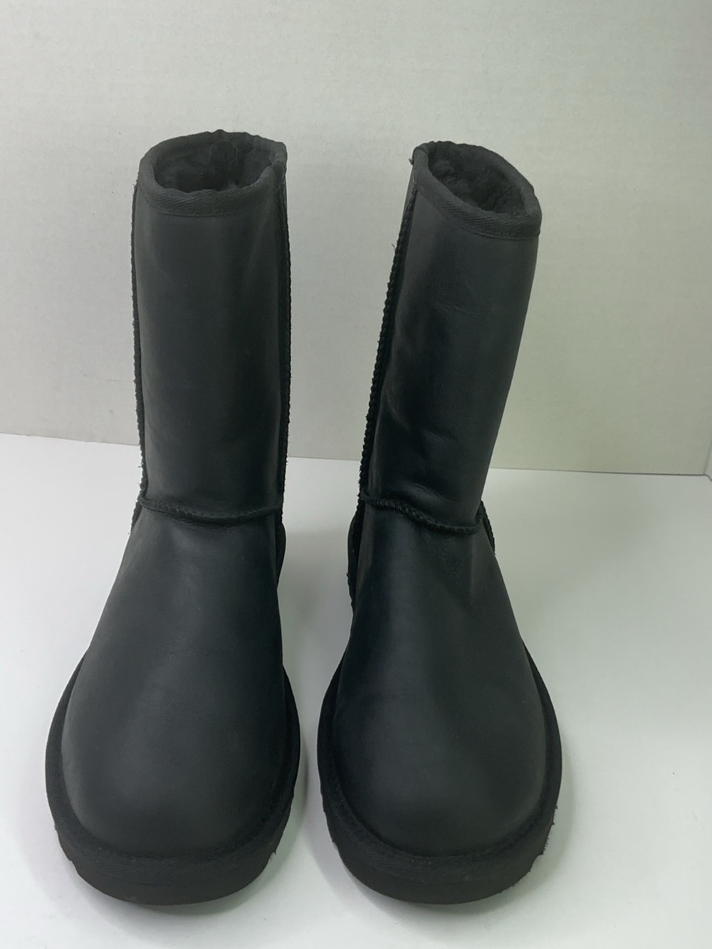UGG Classic Short Leather Women’s Boots